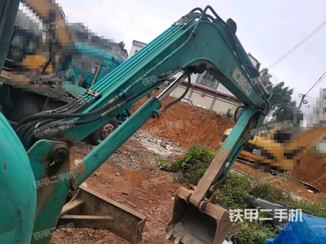 大臂整體?右側(cè)(工作和回轉(zhuǎn)裝置) 大臂整體?右側(cè)(工作和回轉(zhuǎn)裝置)