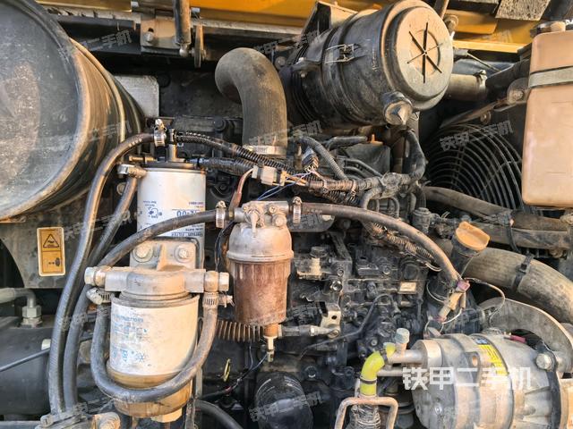 發(fā)動(dòng)機(jī)室(上車(chē)部件) 發(fā)動(dòng)機(jī)室(上車(chē)部件)
