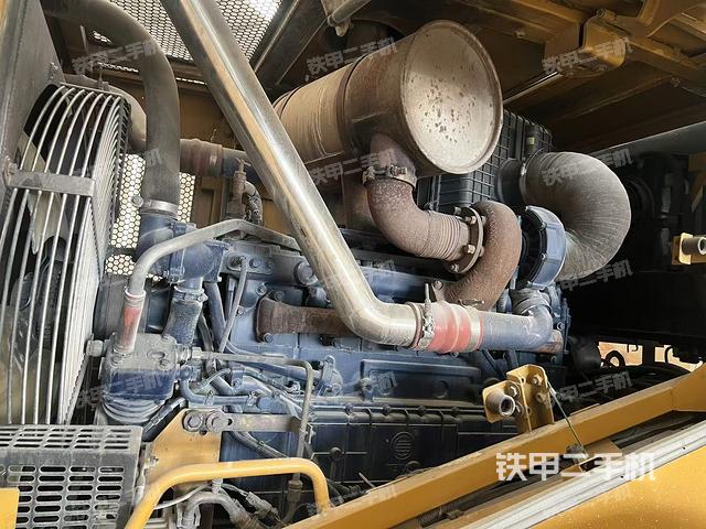 發(fā)動機右側(cè)（整機外觀及大件）