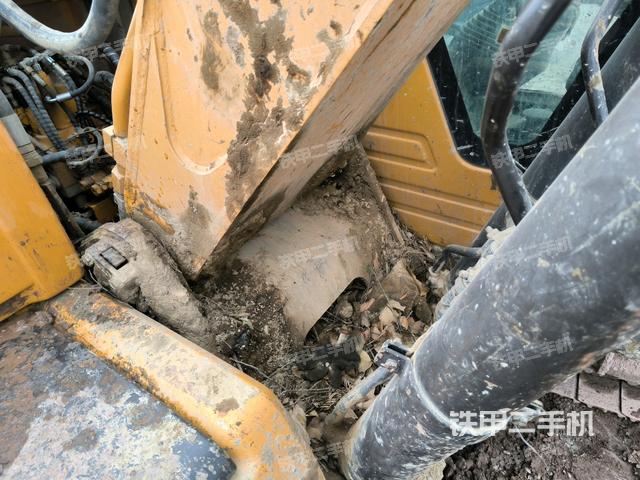 大臂根部?斜視（工作和回轉裝置）