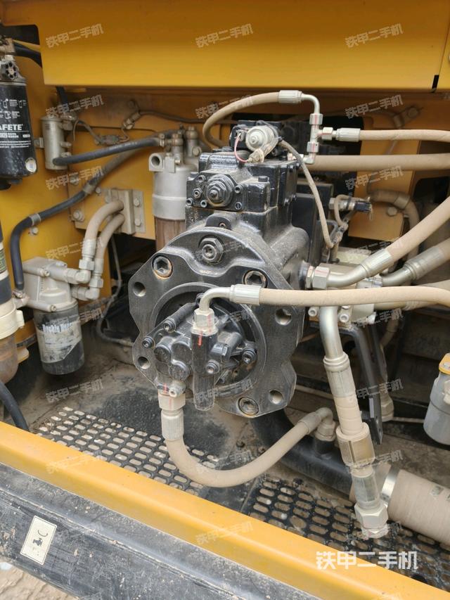 散熱器正面（大件艙室）