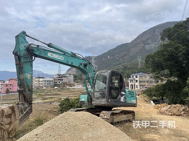 神钢SK140LC-8挖掘机
