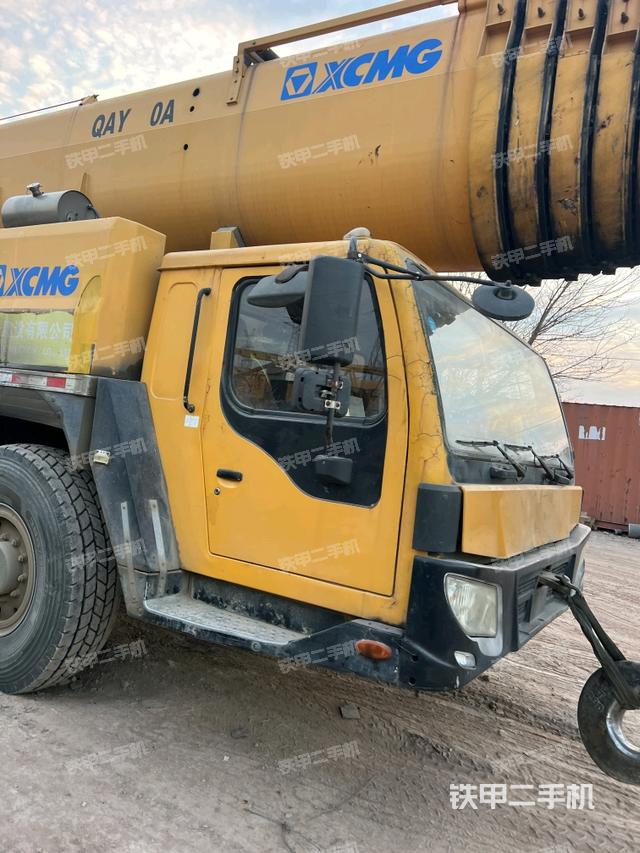 整機右側(cè)（設(shè)備外觀及核心部件）