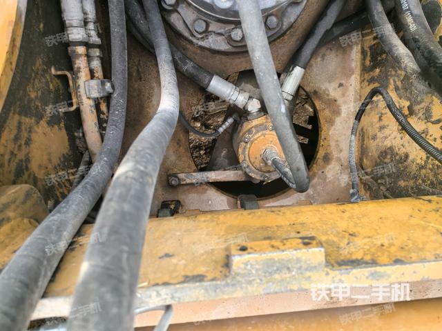 中央回轉(zhuǎn)接頭特寫(上車部件) 中央回轉(zhuǎn)接頭特寫(上車部件)