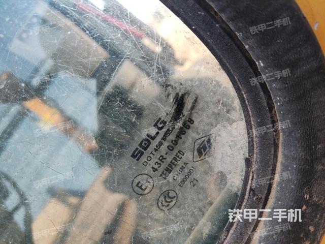 后窗玻璃角標(biāo)(駕駛室部分) 后窗玻璃角標(biāo)(駕駛室部分)