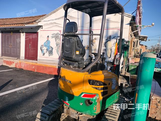 駕駛室整體（整機(jī)外觀）