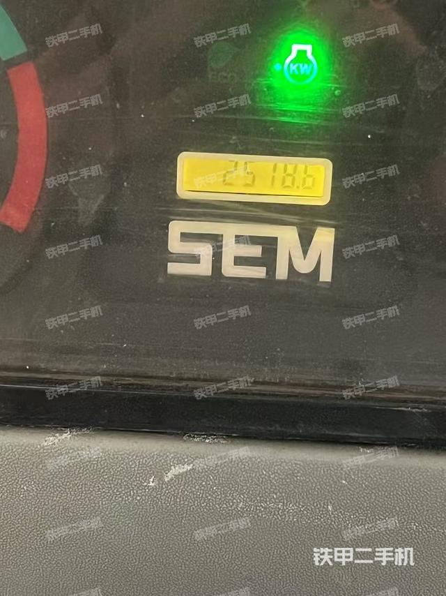 駕駛室操作臺（整機外觀及大件）