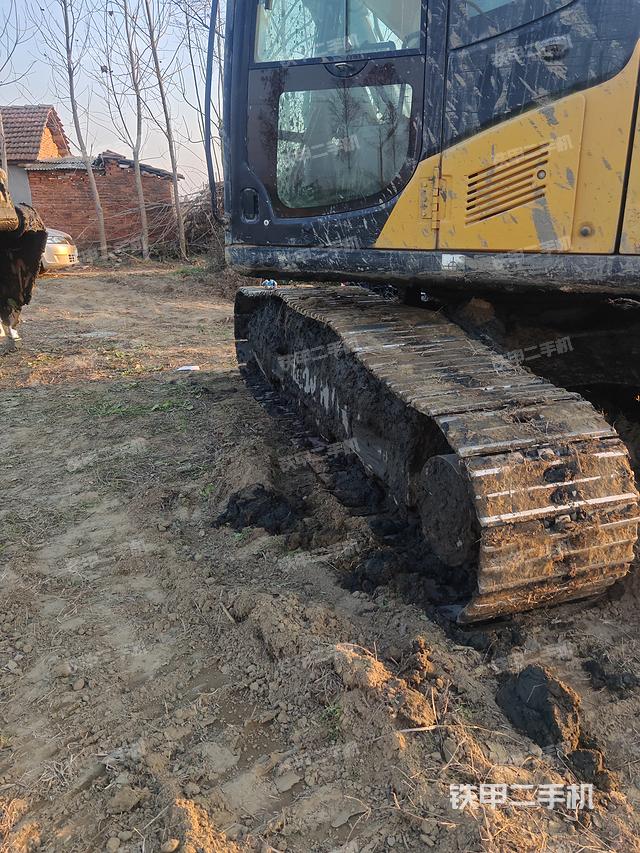 单侧履带整体（整机外观）