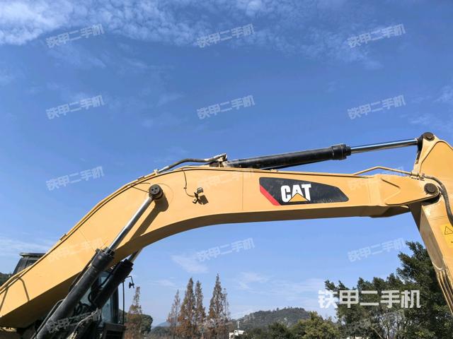 大臂整體?右側(cè)（工作和回轉(zhuǎn)裝置）