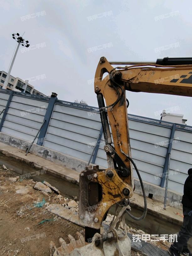 小臂整體右前（工作和回轉(zhuǎn)裝置）