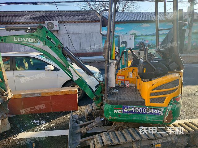 單側(cè)履帶整體（整機(jī)外觀）