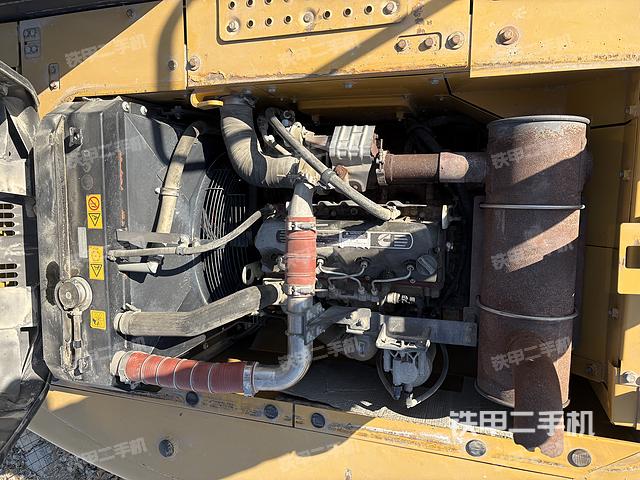 发动机整体俯视（整机外观）