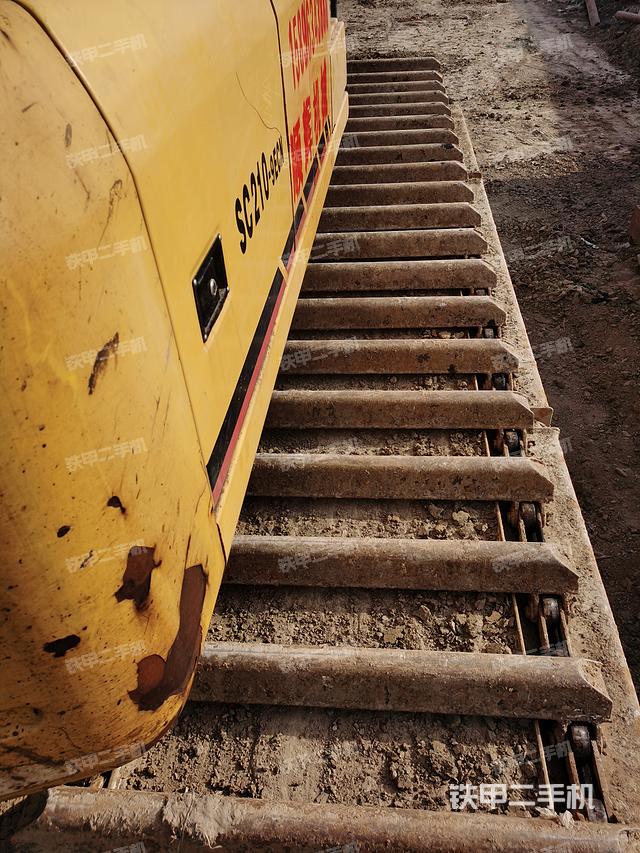 单侧履带整体（整机外观）