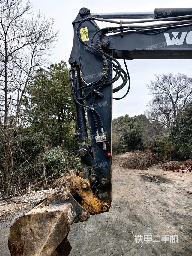 小臂整體左后（工作和回轉(zhuǎn)裝置）