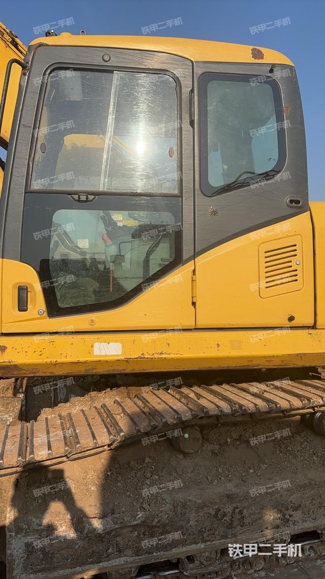 駕駛室整體（整機(jī)外觀）