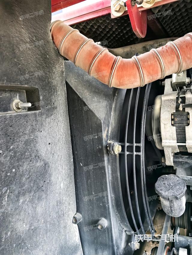 水箱+風(fēng)扇特寫（上車部件）