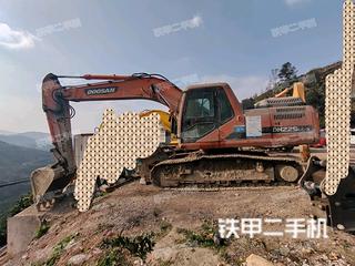 斗山DH215-9E挖掘機(jī)
