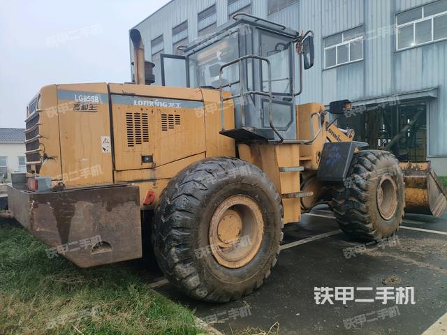 整機(jī)右后45°（整機(jī)外觀及大件）