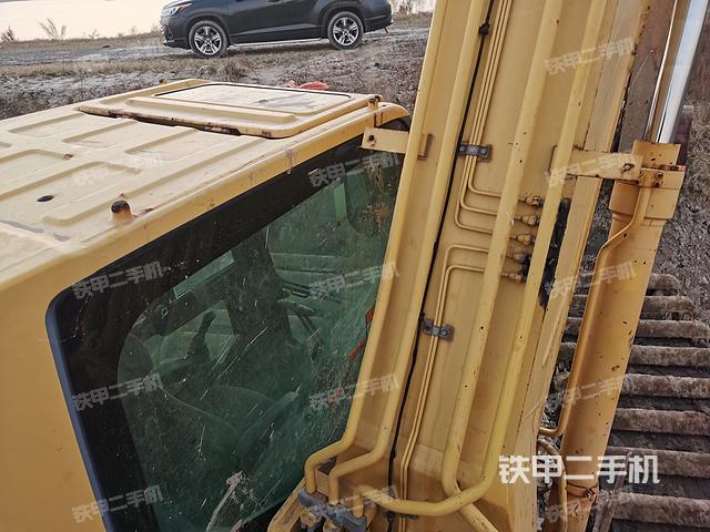 驾驶室整体（整机外观）