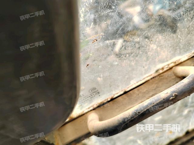 座椅后部（駕駛室部分）