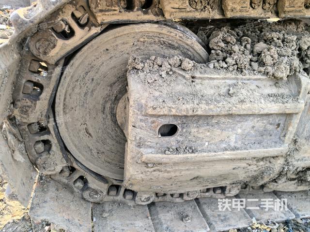 左驅(qū)動輪(行走機構(gòu)) 左驅(qū)動輪(行走機構(gòu))