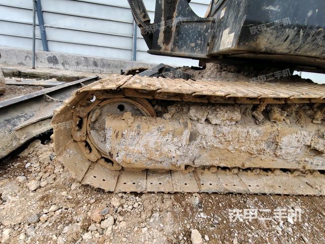 左導(dǎo)向輪（行走機構(gòu)）