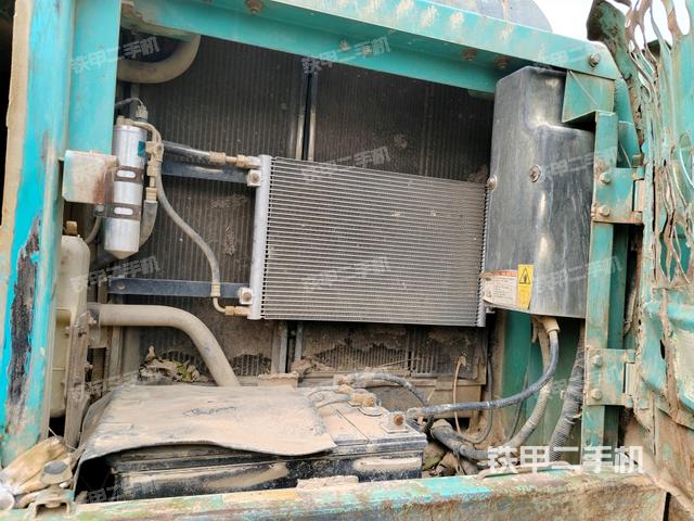 液壓泵室（大件艙室）