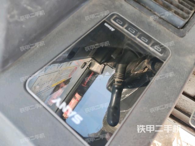 顯示屏?（駕駛室部分）