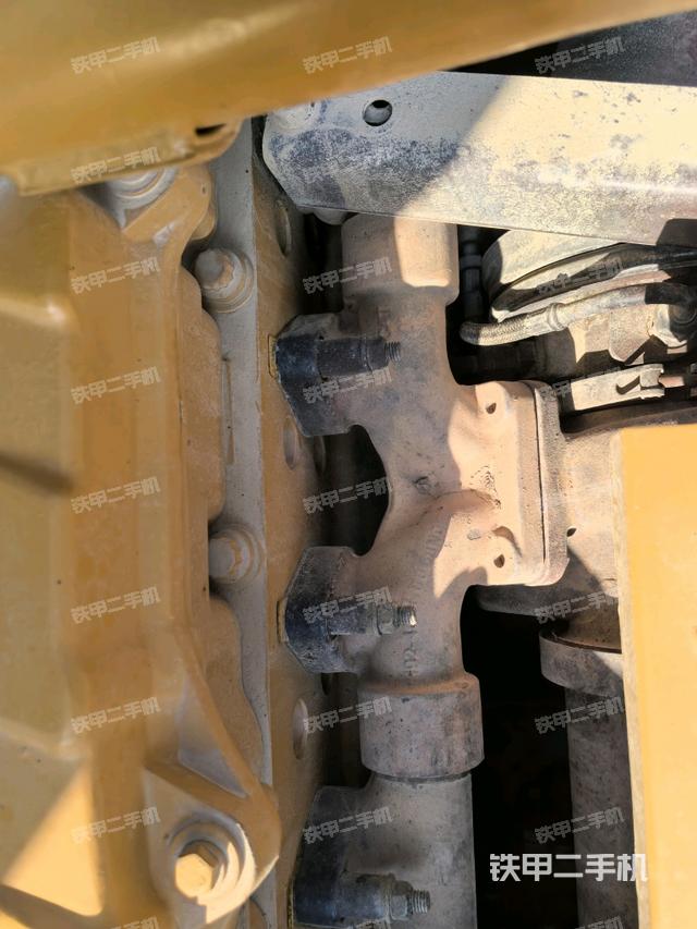 氣門室蓋螺絲特寫（上車部件）