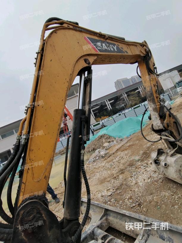 大臂整體?右側(cè)（工作和回轉(zhuǎn)裝置）