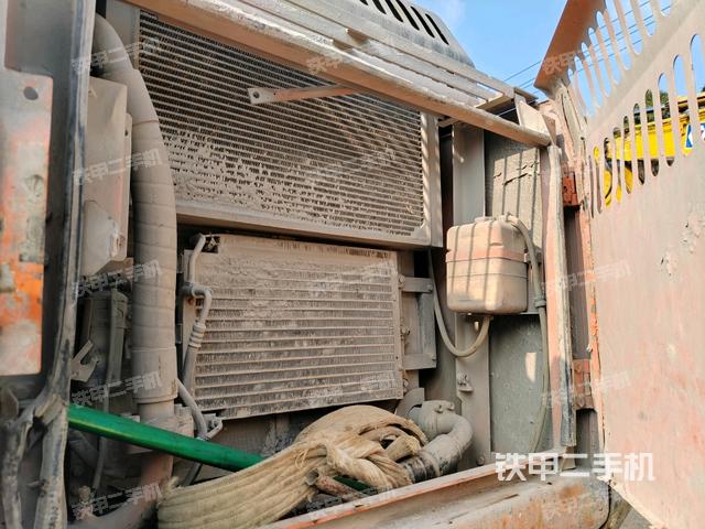 散熱器正面（大件艙室）