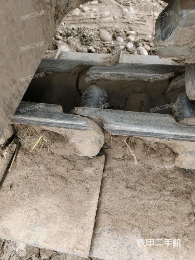 右側(cè)行走馬達(dá)蓋板（行走機(jī)構(gòu)）