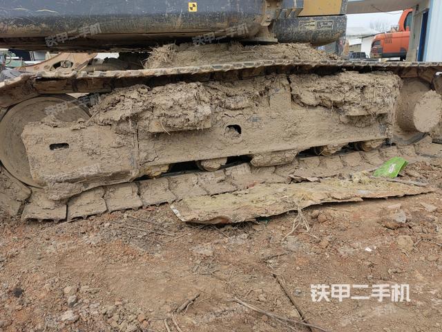 右導向輪(行走機構) 右導向輪(行走機構)
