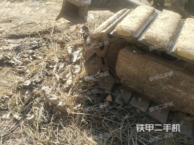 右驅(qū)動輪（行走機(jī)構(gòu)）