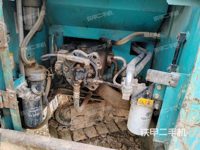 電瓶（大件艙室）