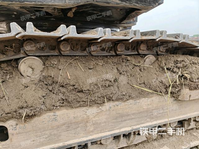 右側(cè)履帶整體（行走機(jī)構(gòu)）