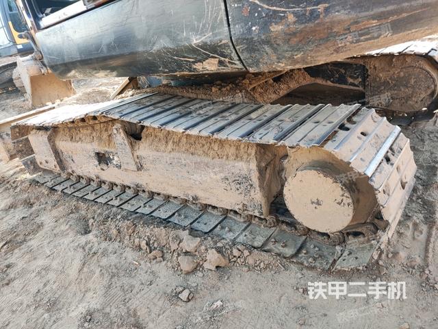 右側(cè)履帶整體?（行走機構(gòu)）