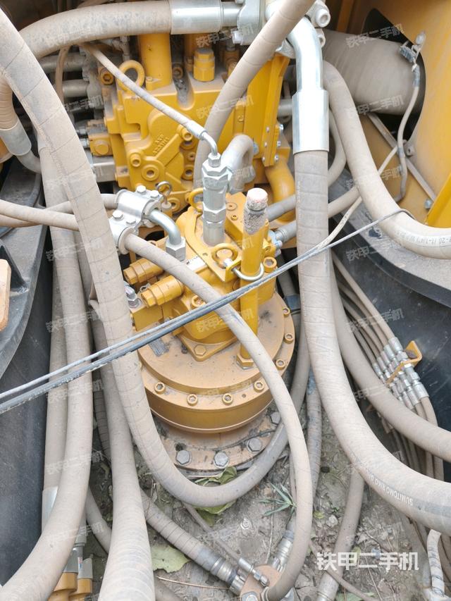 駕駛室頂部俯視（上車部件）