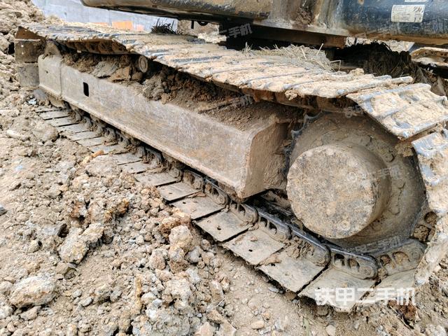 左側(cè)履帶整體?（行走機(jī)構(gòu)）