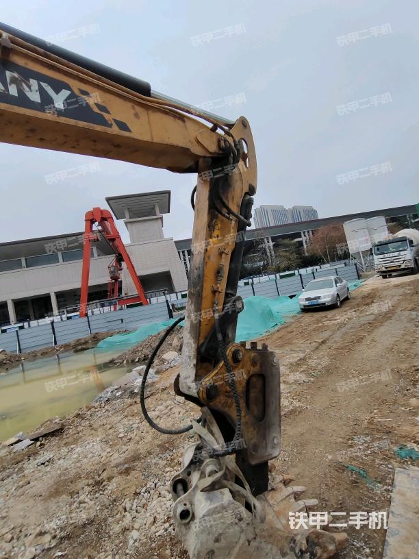 小臂整體左后（工作和回轉(zhuǎn)裝置）