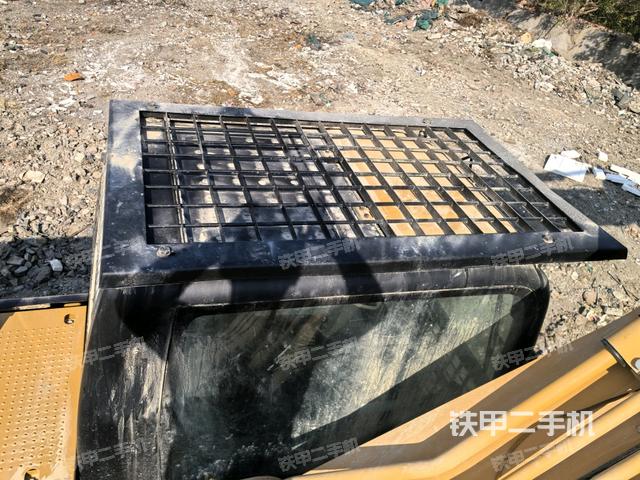 駕駛室頂部俯視（上車部件）