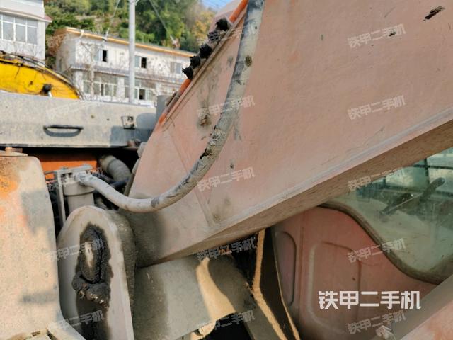 大臂背部俯視（工作和回轉(zhuǎn)裝置）