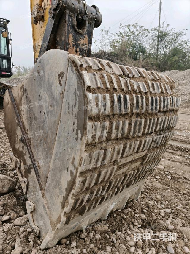 大臂整體?右側(cè)（工作和回轉(zhuǎn)裝置）