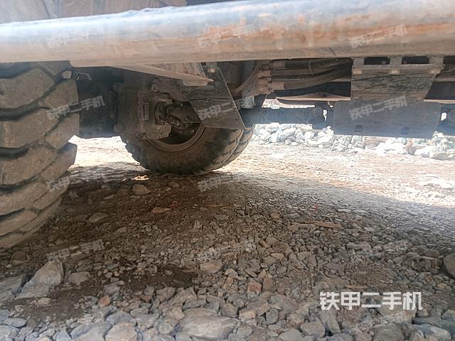 驾驶室整体（整机外观）