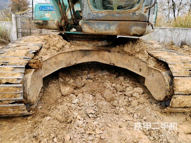 轉盤和下車架正前（工作和回轉裝置）