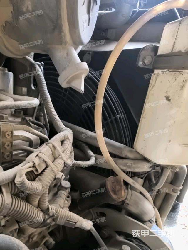 水箱+風扇特寫(上車部件) 水箱+風扇特寫(上車部件)