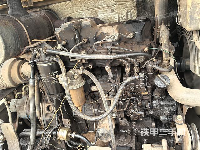 發(fā)動(dòng)機(jī)整體俯視(整機(jī)外觀) 發(fā)動(dòng)機(jī)整體俯視(整機(jī)外觀)