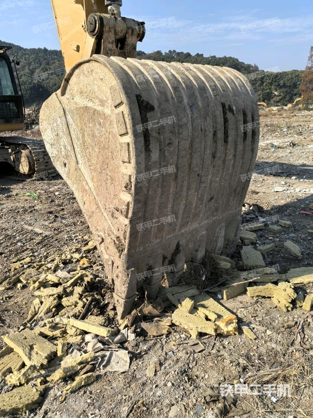 鏟斗45度（工作和回轉(zhuǎn)裝置）