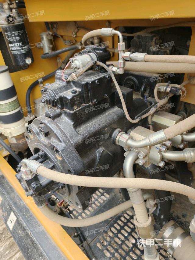 液壓泵室（大件艙室）