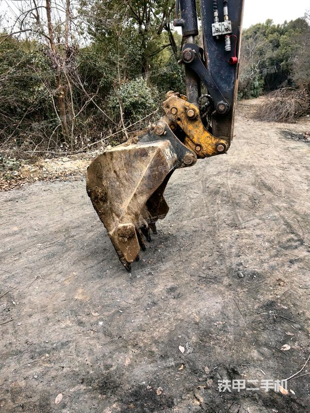 鏟斗45度（工作和回轉(zhuǎn)裝置）